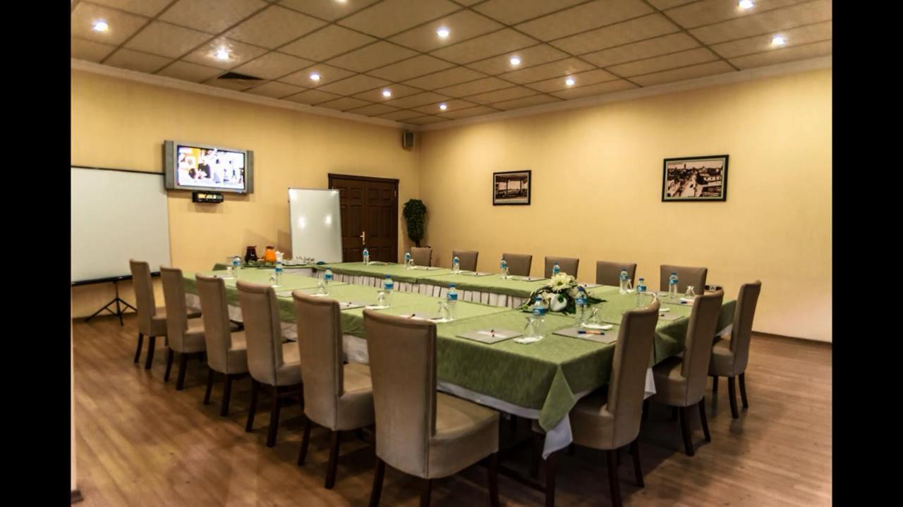 Kristal Otel Адана Экстерьер фото